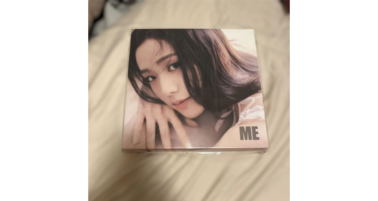 JISOO FIRST SINGLE VINYL LP [ME] LIMITED EDITION